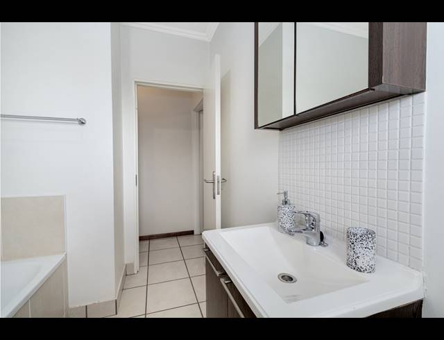 2 BEDROOM APARTMENT FOR SALE IN CRAIGAVON